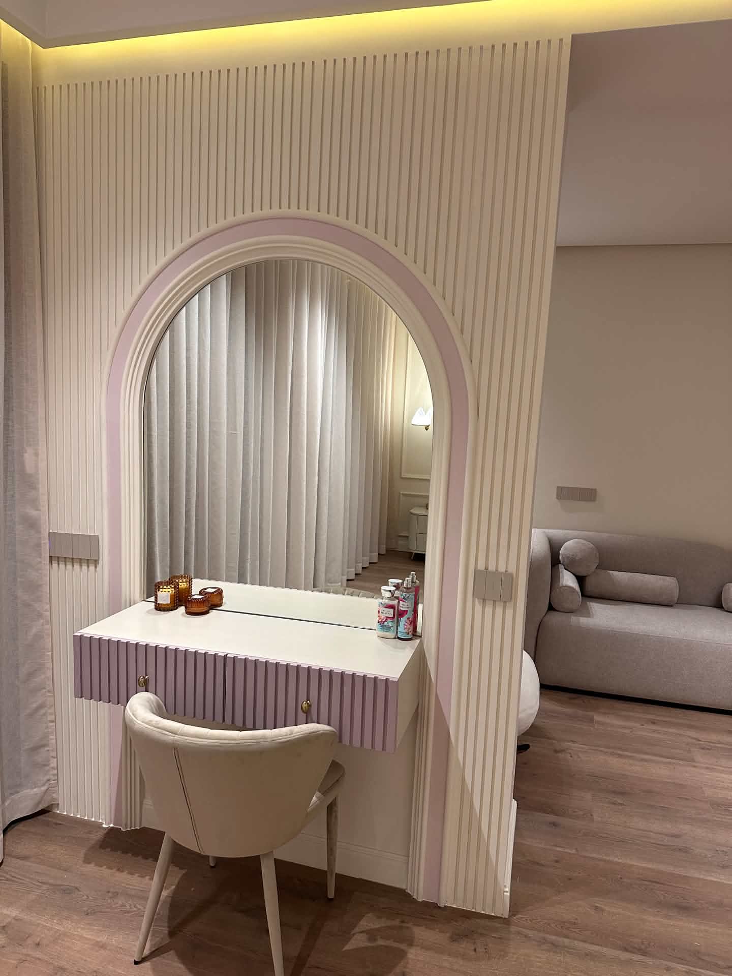 TINK HOME — Bureaux & coiffeuses — réalisation 04 à Agadir